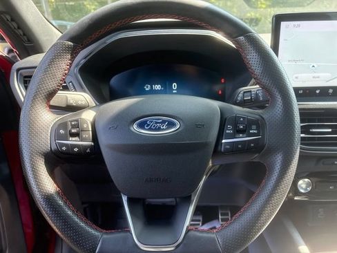 Certified 2023 Ford Escape ST-Line Select w/ Tech Pack #2 AWD/4WD image 19
