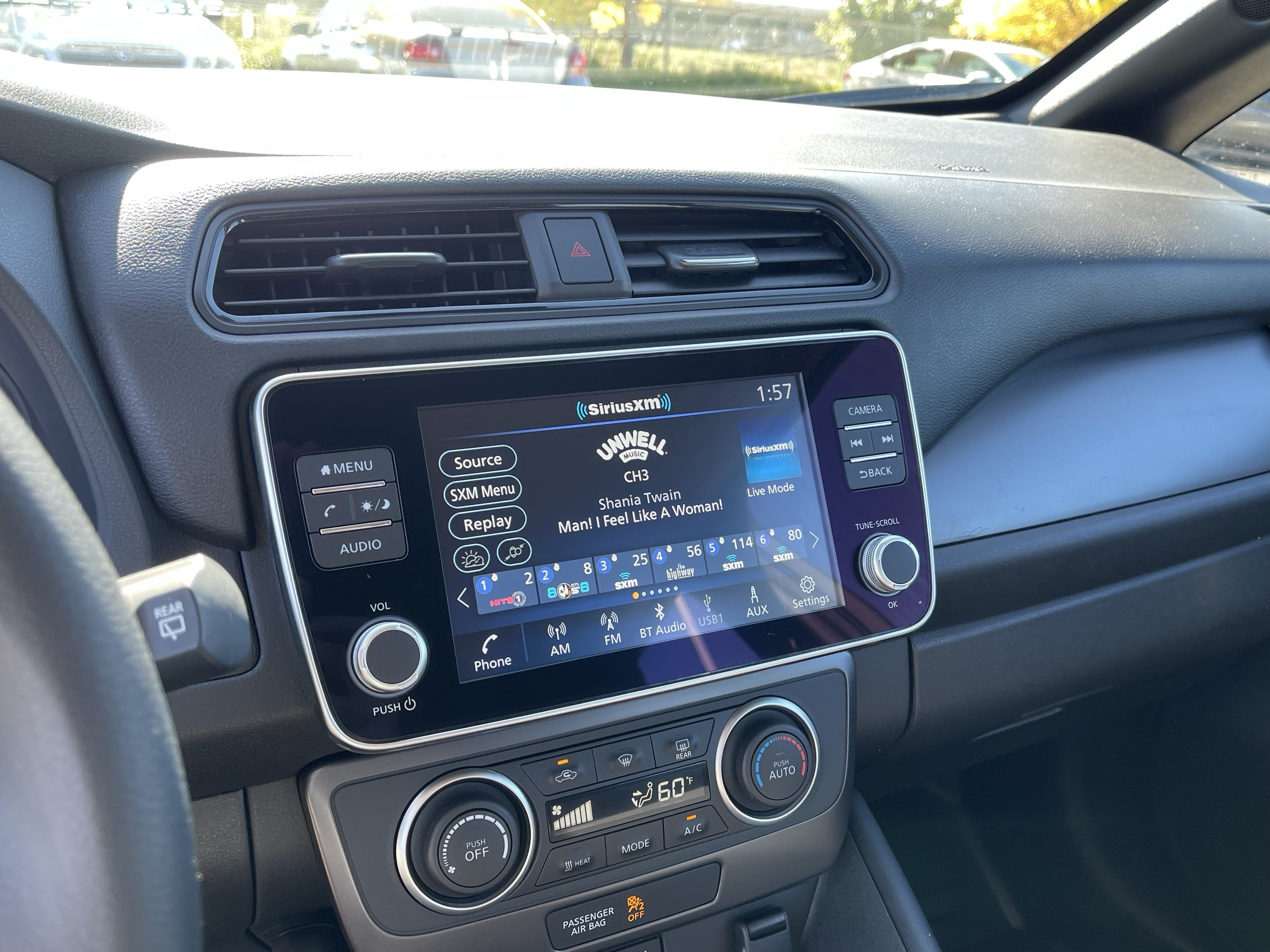Used 2025 Nissan Leaf S FWD image 22