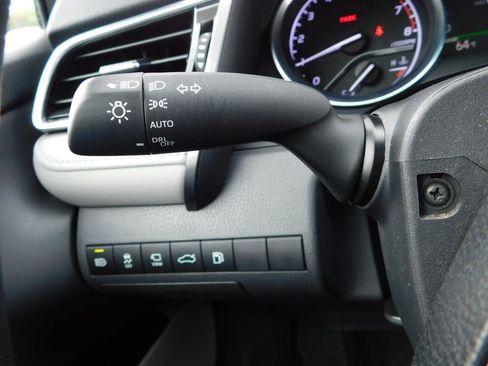 Used 2018 Toyota Camry XLE w/ Audio Package FWD image 28