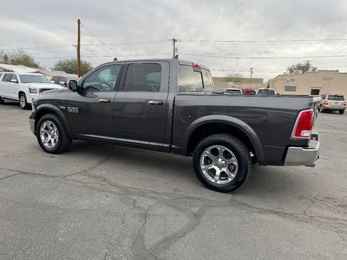 Used 2017 RAM 1500 Laramie image 8