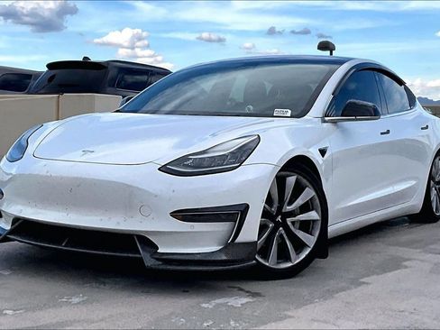 Used 2019 Tesla Model 3 RWD image 1