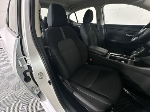 Certified 2025 Nissan Sentra SV FWD image 27