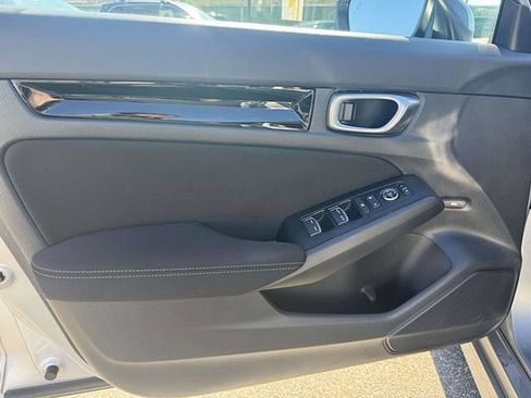 Used 2024 Honda Civic EX image 17