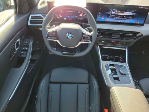 Used 2025 BMW 330i Sedan image 14