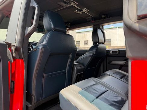 Used 2023 Ford Bronco Outer Banks AWD/4WD image 16
