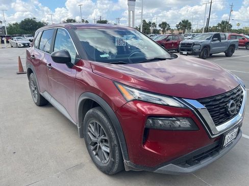Used 2023 Nissan Rogue S FWD image 1