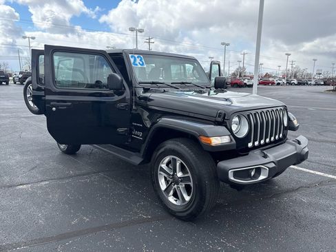 Used 2023 Jeep Wrangler Sahara w/ Cold Weather Group image 25