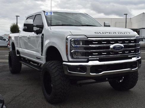 Used 2023 Ford F250 Lariat w/ FX4 Off-Road Package image 7