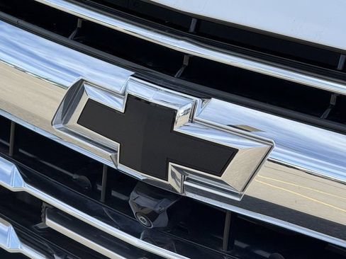 Used 2025 Chevrolet Tahoe Premier AWD/4WD image 26