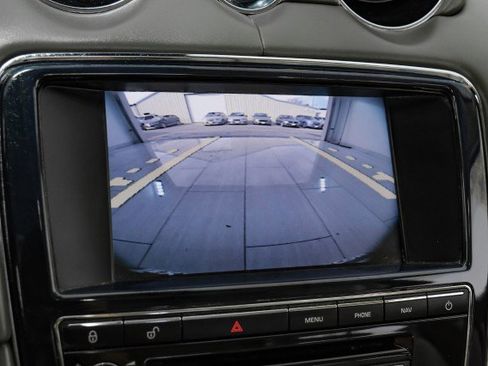 Used 2012 Jaguar XJ L image 20