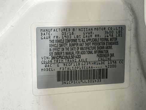 Used 2018 Nissan Kicks SV FWD image 29
