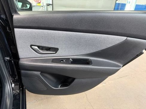 Used 2024 Hyundai Tucson SEL AWD/4WD image 16