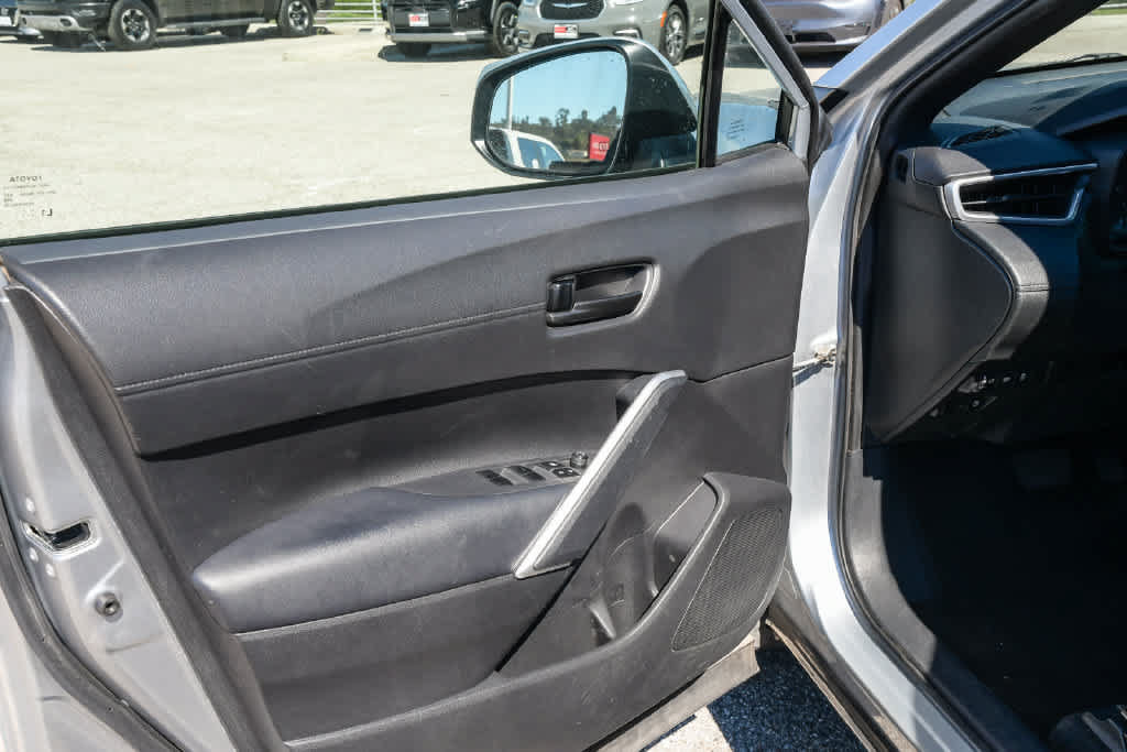 Used 2023 Toyota Corolla Cross AWD Hybrid image 26