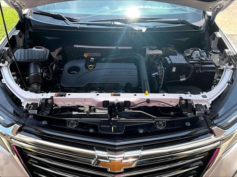 Used 2023 Chevrolet Equinox Premier FWD image 13