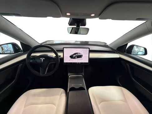 Used 2023 Tesla Model Y Long Range AWD/4WD image 17
