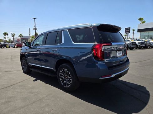New 2026 GMC Yukon Elevation AWD/4WD image 3