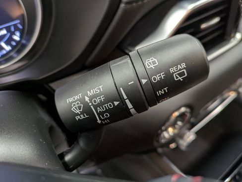 Certified 2023 MAZDA CX-5 Carbon Edition image 19