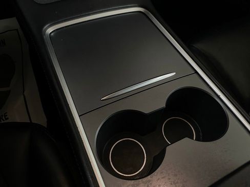 Used 2023 Tesla Model 3 Standard Range image 30