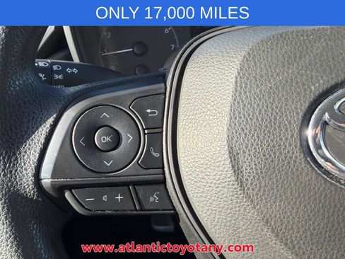 Used 2024 Toyota Corolla LE FWD image 30