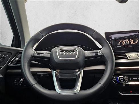Certified 2023 Audi Q5 2.0T Premium Plus AWD/4WD image 17