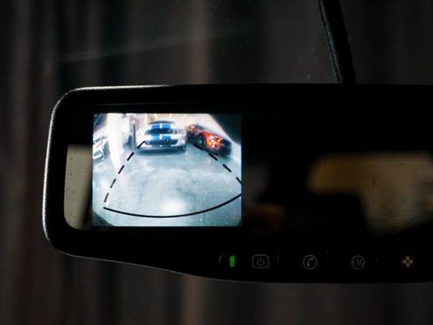 Used 2009 HUMMER H3 Alpha image 12