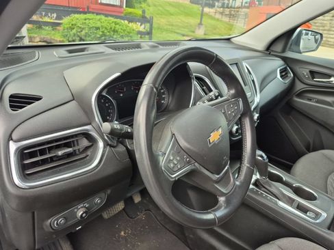 Used 2020 Chevrolet Equinox LT AWD/4WD image 10