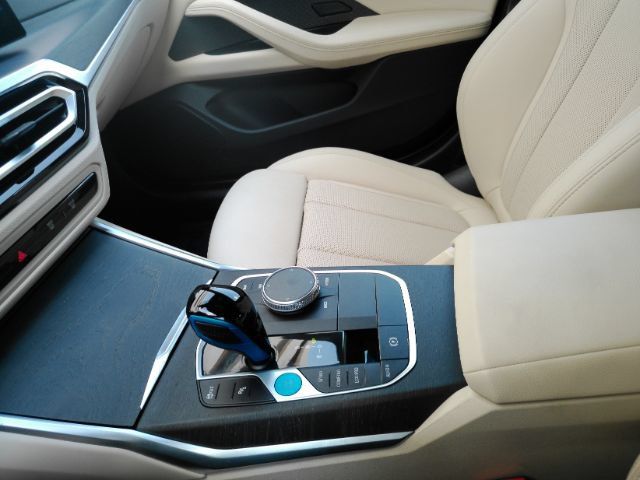 Used 2023 BMW i4 eDrive40 w/ Premium Package RWD image 44