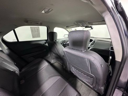 Used 2017 Chevrolet Equinox LT w/ Convenience Package image 12