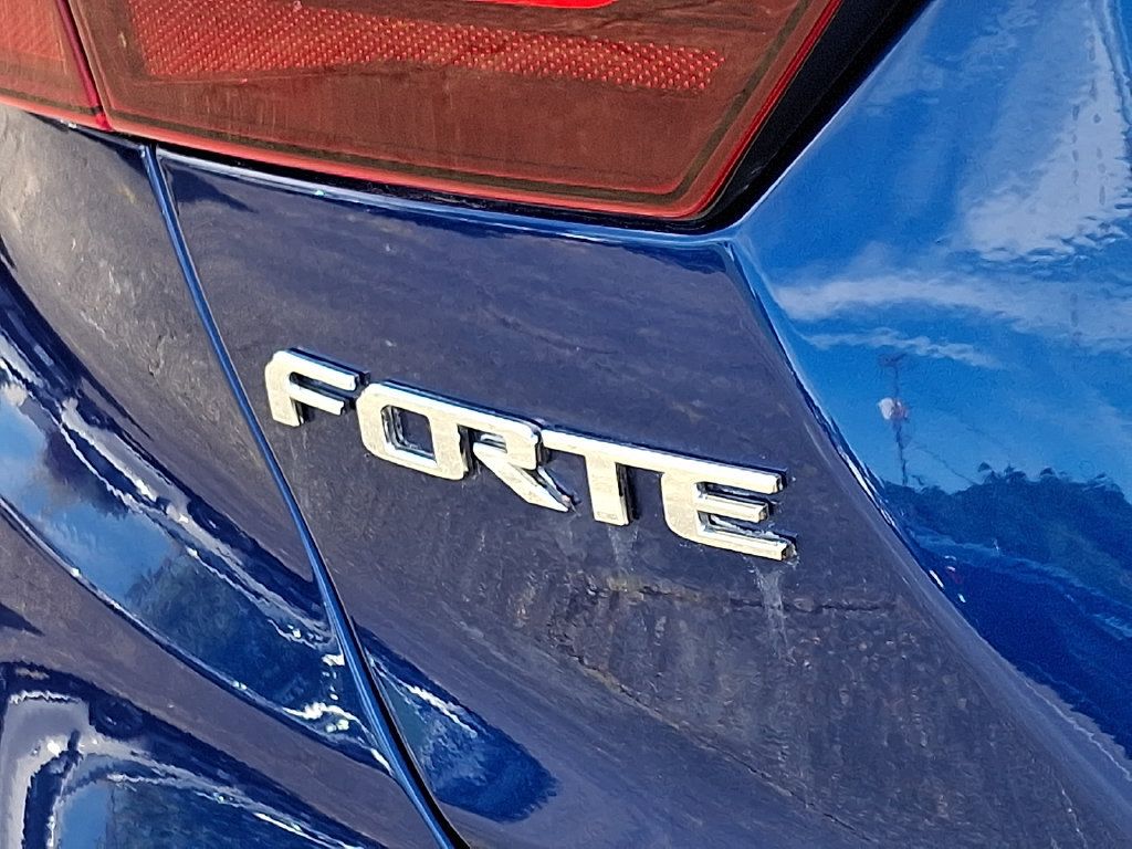 Certified 2021 Kia Forte GT-Line w/ GT-Line Premium Package FWD image 33