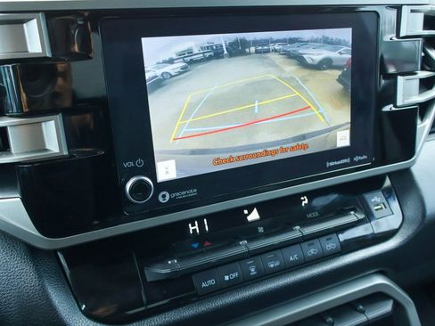 Used 2022 Toyota Tundra SR5 image 4