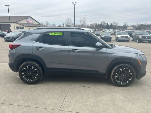 Used 2021 Chevrolet TrailBlazer LT w/ Convenience Package image 4