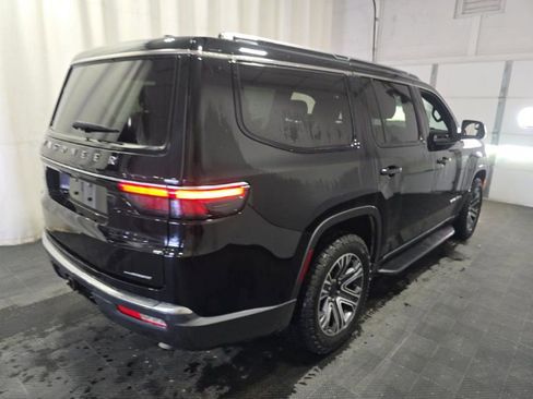 Used 2022 Jeep Wagoneer Series III w/ Flexible Seating Group AWD/4WD image 4