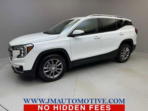 Used 2024 GMC Terrain SLT AWD/4WD image 1