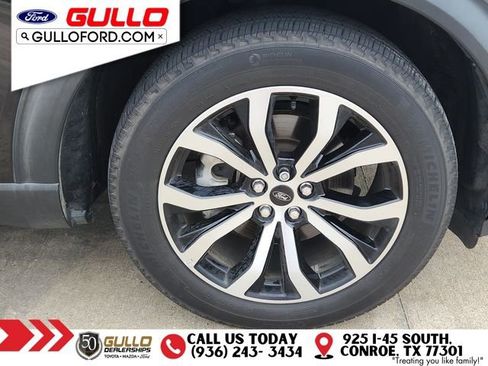 Certified 2022 Ford Explorer ST-Line w/ Class IV Trailer Tow Package RWD image 29