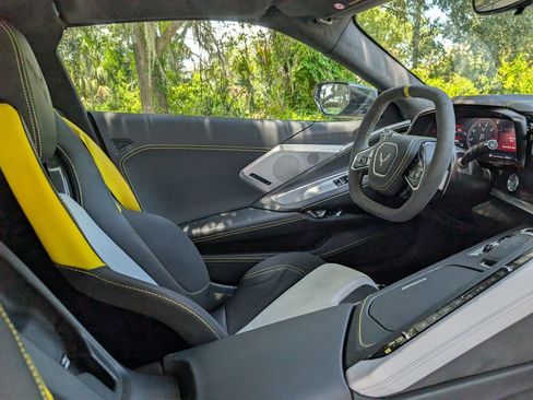 Used 2022 Chevrolet Corvette Stingray Premium Cpe RWD image 23