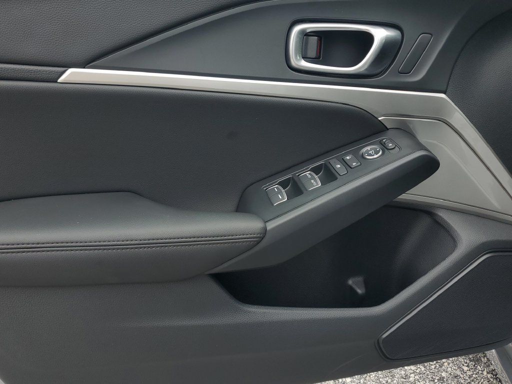 Certified 2026 Acura Integra FWD image 15