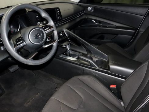 Used 2023 Hyundai Elantra SEL FWD image 21