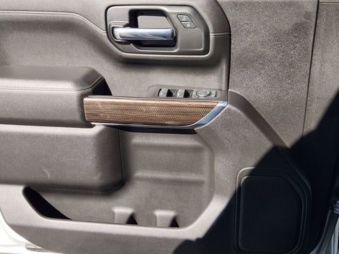 Used 2020 Chevrolet Silverado 1500 LT w/ Texas Edition image 22