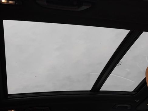 New 2026 BMW X5 xDrive50e w/ Climate Comfort Package image 28