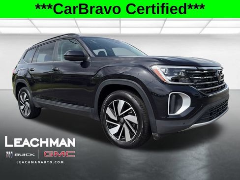 Used 2026 Volkswagen Atlas SE AWD/4WD image 1