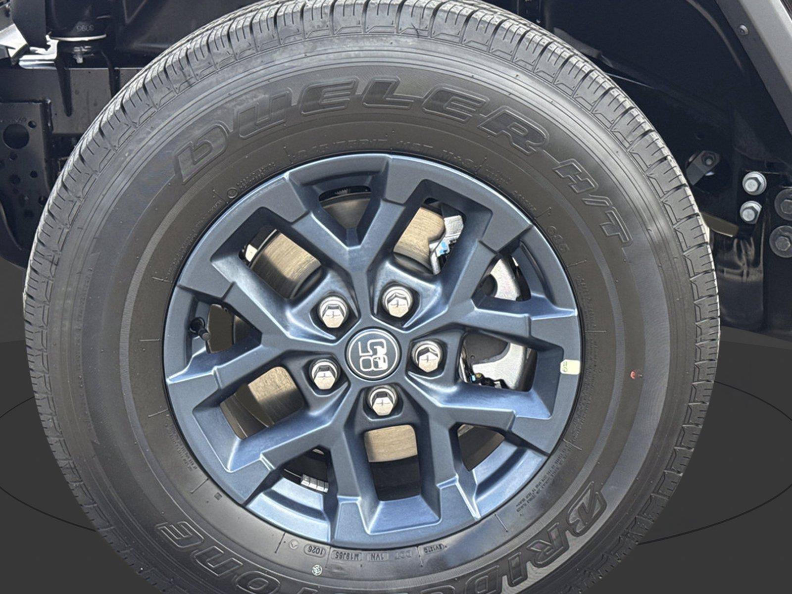 New 2026 Jeep Gladiator Sport AWD/4WD image 9