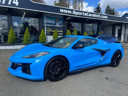 Used 2023 Chevrolet Corvette Z06 w/ Stealth Interior Trim Package RWD image 1