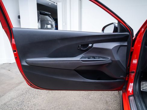 Used 2022 Hyundai Veloster N FWD image 16