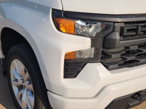 Used 2025 Chevrolet Silverado 1500 Custom AWD/4WD image 7