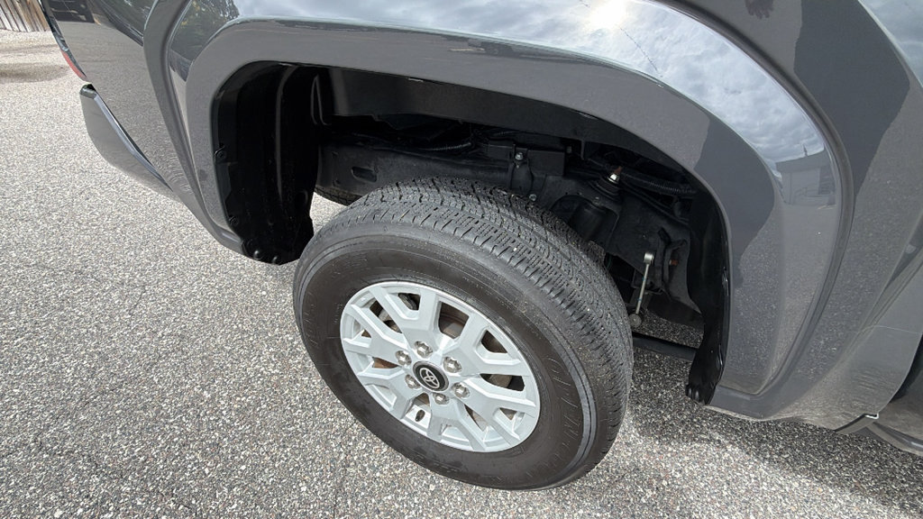 Used 2024 Toyota Tacoma SR5 RWD image 11