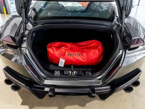Used 2024 Ferrari Roma RWD image 22