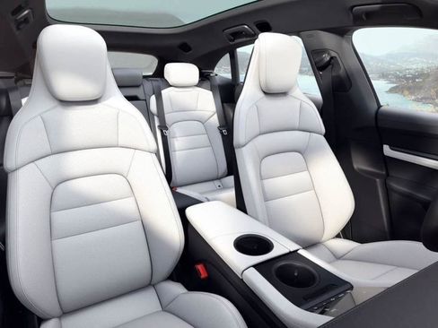 Certified 2022 Porsche Taycan 4 Cross Turismo image 78