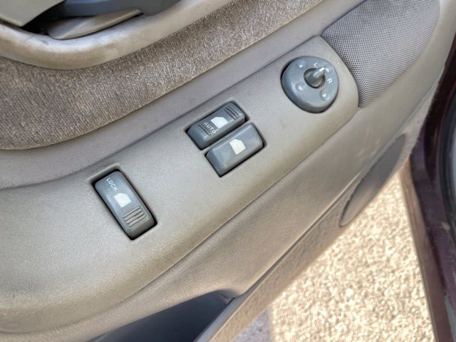 Used 1998 Chevrolet Silverado 1500 2WD Extended Cab w/ Preferred Equipment Group 2 image 14
