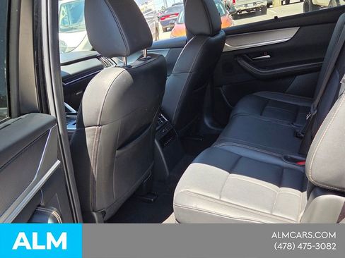 Used 2025 MAZDA CX-90 3.3 Turbo w/ Preferred Package AWD/4WD image 8
