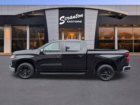 Used 2024 Chevrolet Silverado 1500 LT AWD/4WD image 2